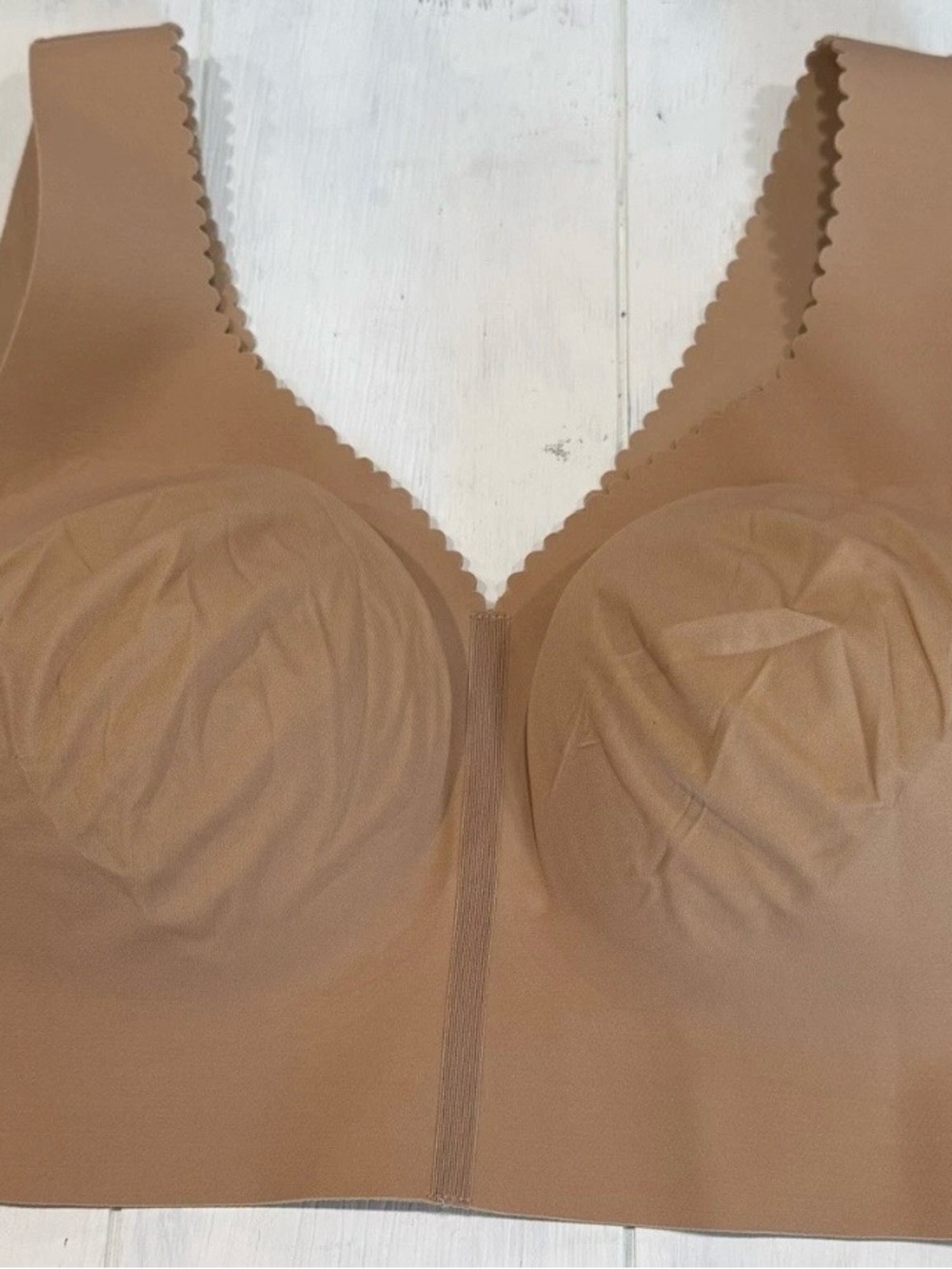 Evelyn & Bobby The Evelyn Wireless Sculpting Bra in Warm Tan